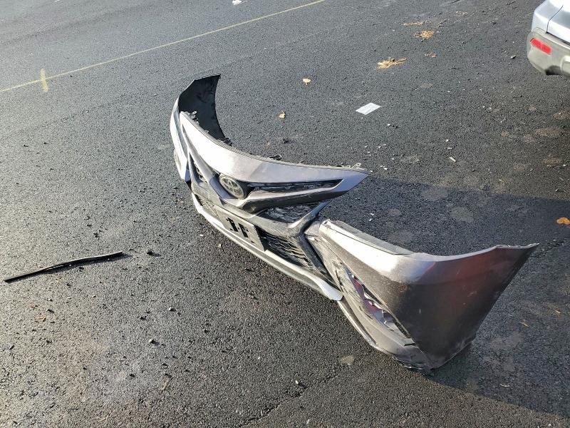 Фото 12 - TOYOTA CAMRY