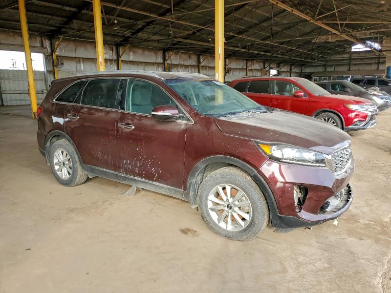 Фото 4 - KIA SORENTO