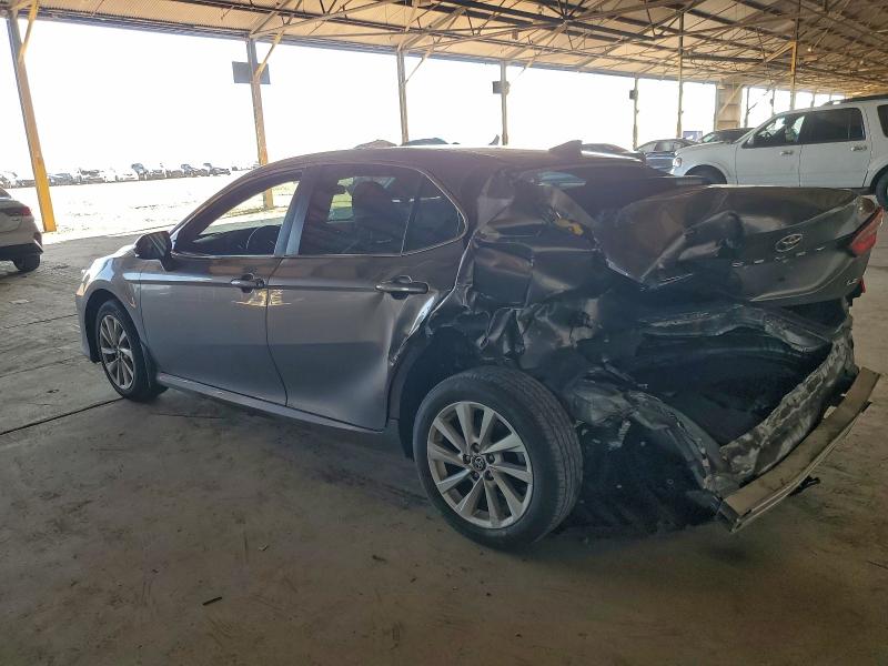 Фото 2 - TOYOTA CAMRY