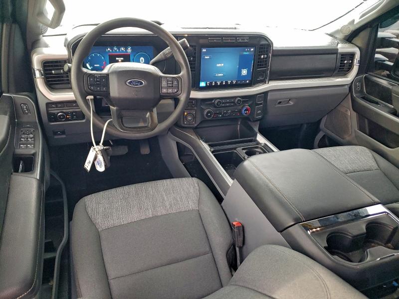 Фото 8 - FORD F350