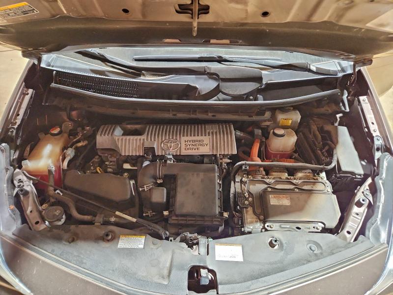 Фото 11 - TOYOTA PRIUS