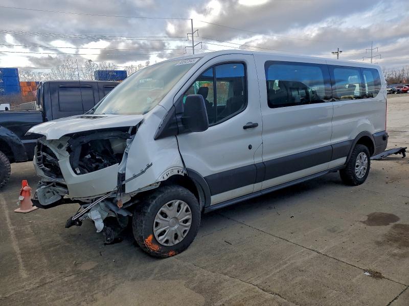 Фото 1 - FORD TRANSIT
