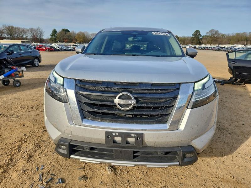 Фото 5 - NISSAN PATHFINDER