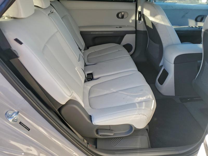 Фото 10 - HYUNDAI IONIQ