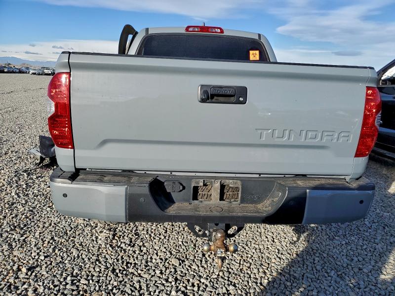 Фото 6 - TOYOTA TUNDRA