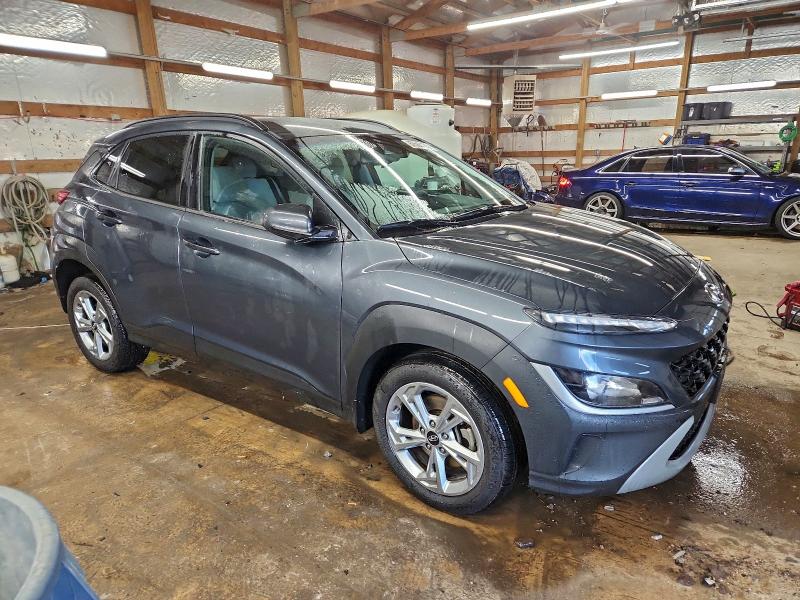 Фото 4 - HYUNDAI KONA