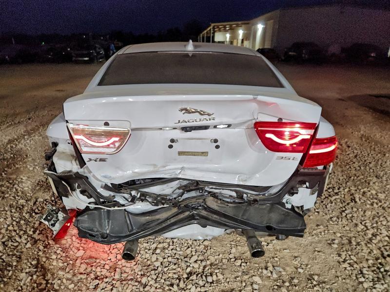 Фото 6 - JAGUAR XE