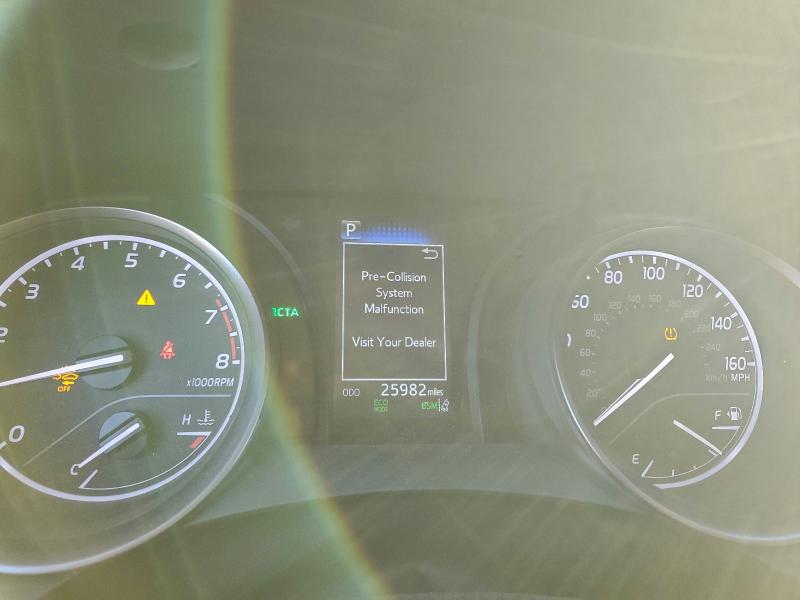 Фото 9 - TOYOTA CAMRY