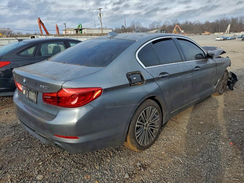 Фото 3 - BMW 5 SERIES