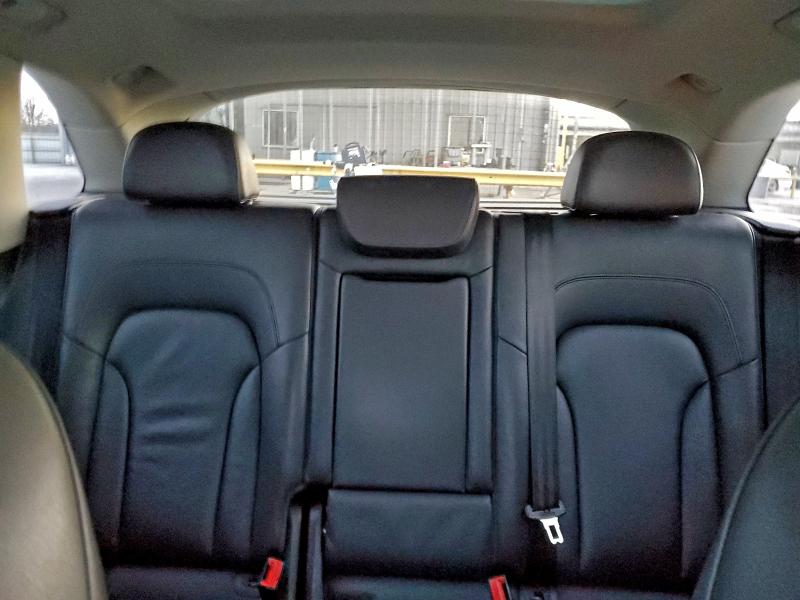 Фото 10 - AUDI Q5