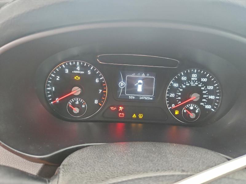 Фото 9 - KIA SORENTO