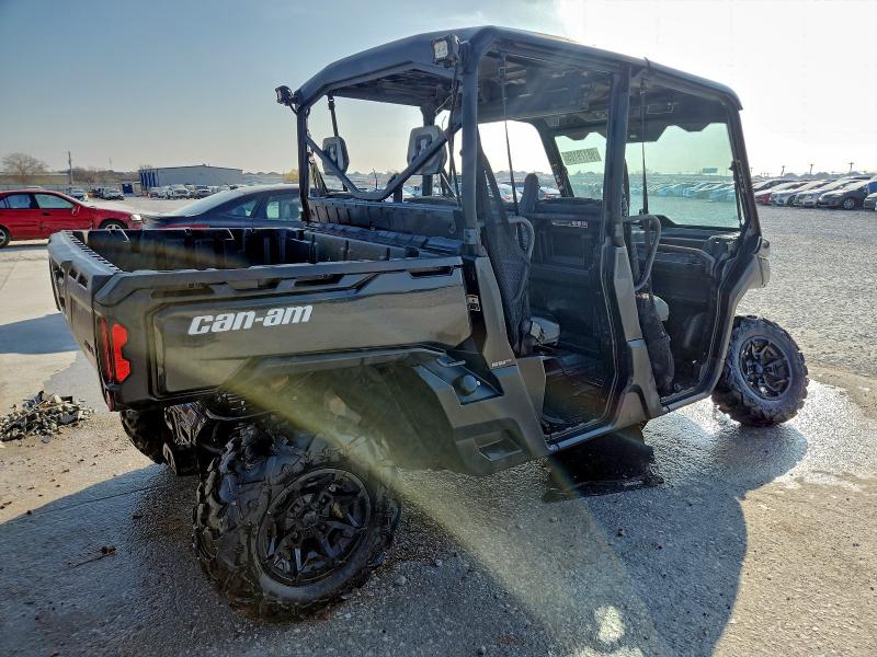 CAN-AM DEFENDER X 2025