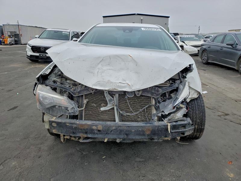 Фото 5 - TOYOTA COROLLA