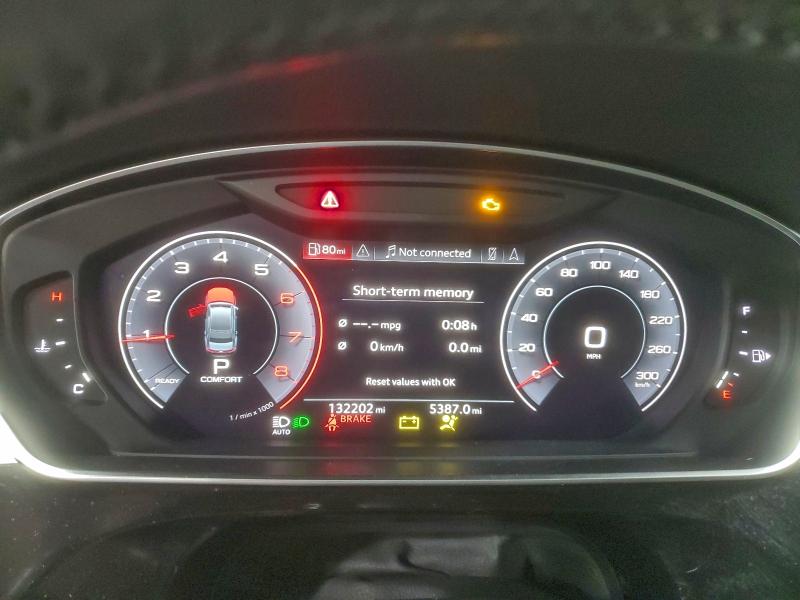 Фото 9 - AUDI A8