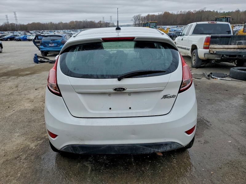 Фото 6 - FORD FIESTA