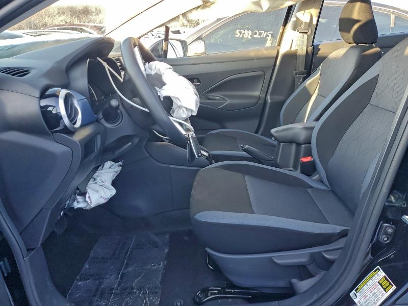 Фото 7 - NISSAN VERSA