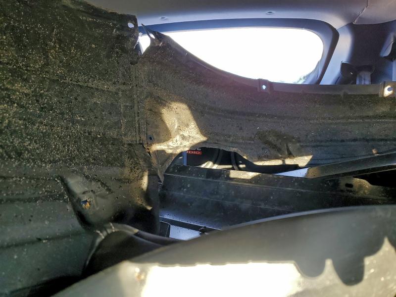 Фото 10 - MITSUBISHI ECLIPSE