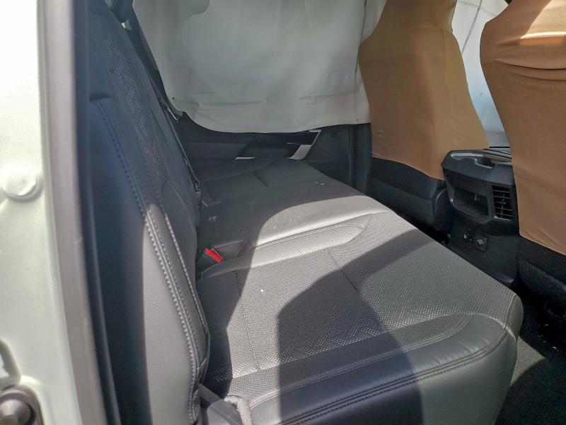 Фото 11 - TOYOTA TUNDRA