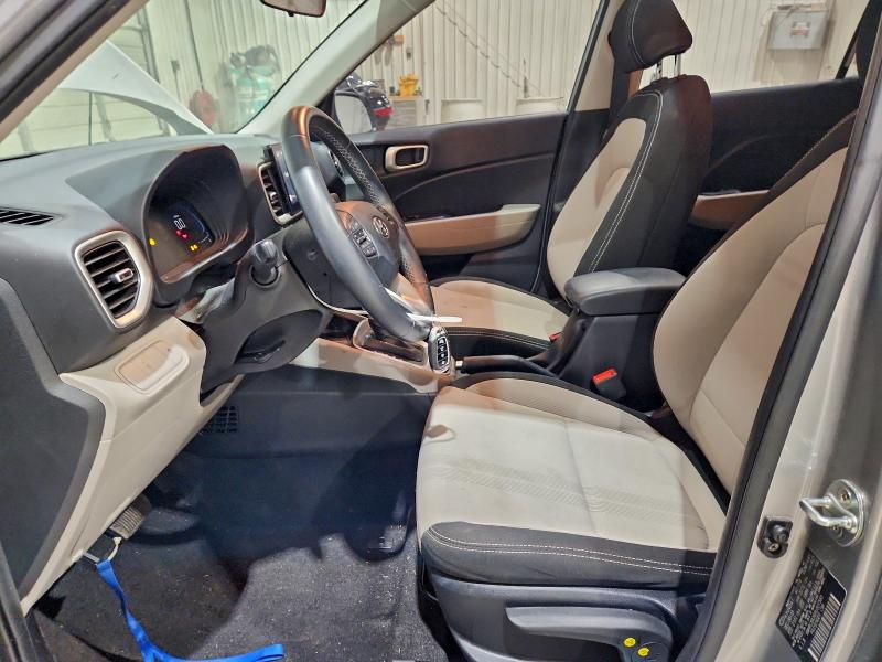 Фото 7 - HYUNDAI VENUE