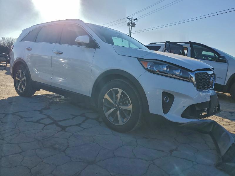 Фото 4 - KIA SORENTO