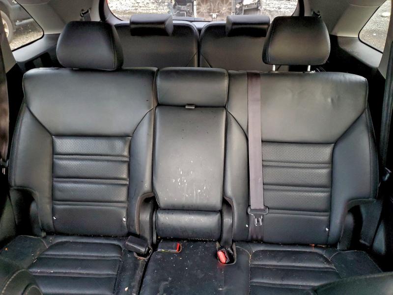 Фото 10 - KIA SORENTO