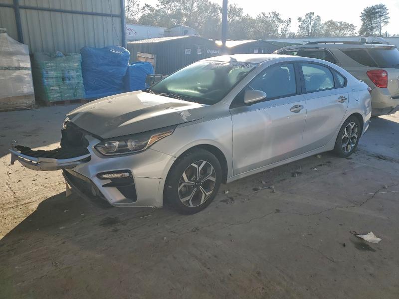 Фото 1 - KIA FORTE