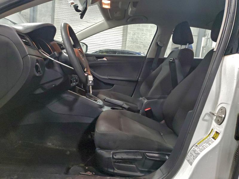 Фото 7 - VOLKSWAGEN JETTA