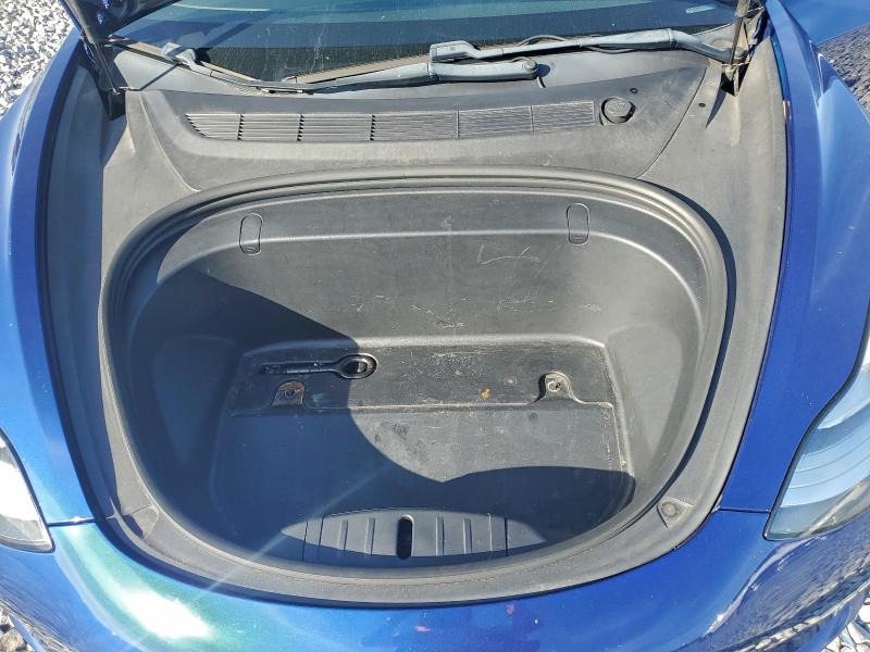 Фото 11 - TESLA MODEL 3