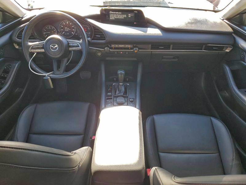 Фото 8 - MAZDA 3