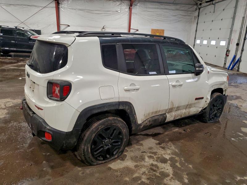 Фото 3 - JEEP RENEGADE