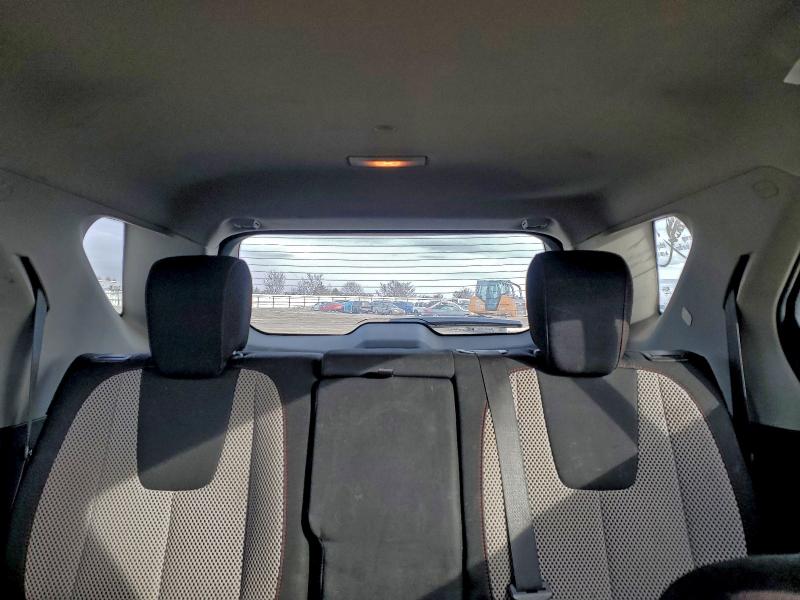 Фото 10 - CHEVROLET EQUINOX