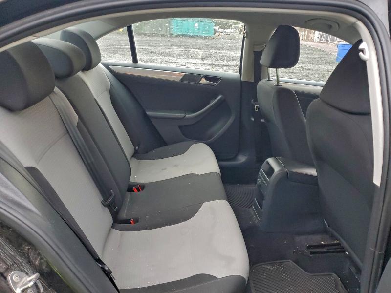 Фото 10 - VOLKSWAGEN JETTA