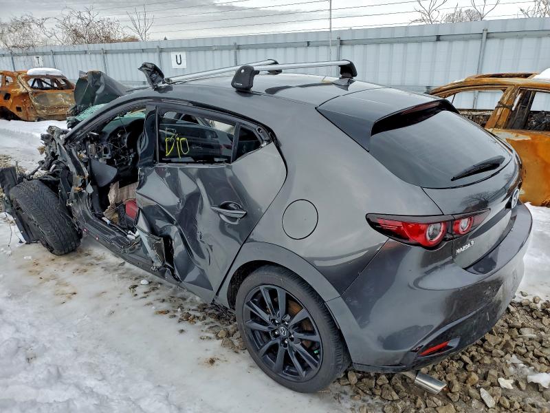 Фото 2 - MAZDA 3