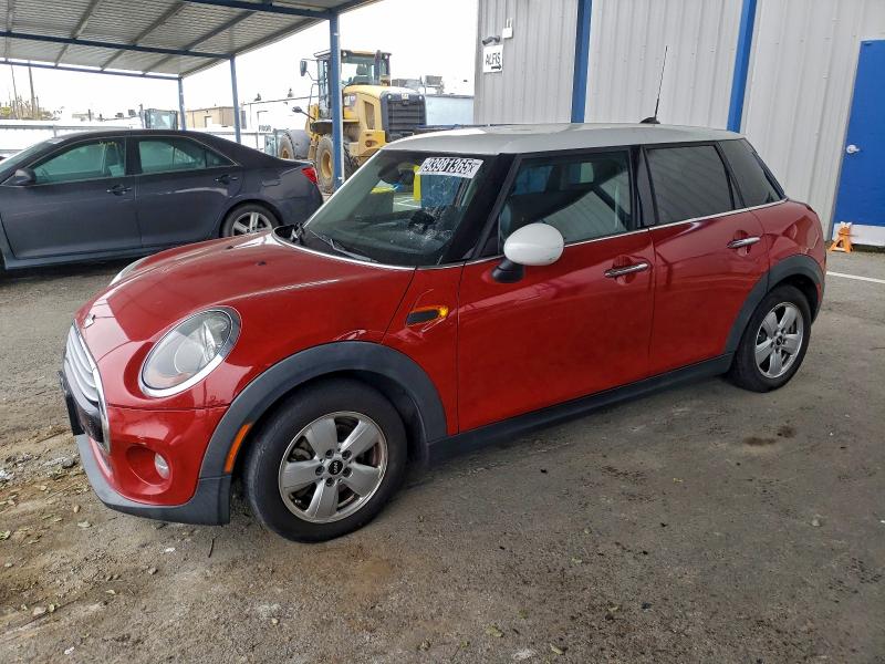 Фото 1 - MINI COOPER