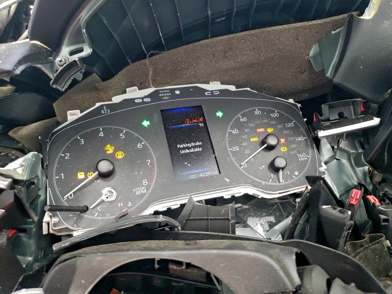 Фото 9 - TOYOTA COROLLA