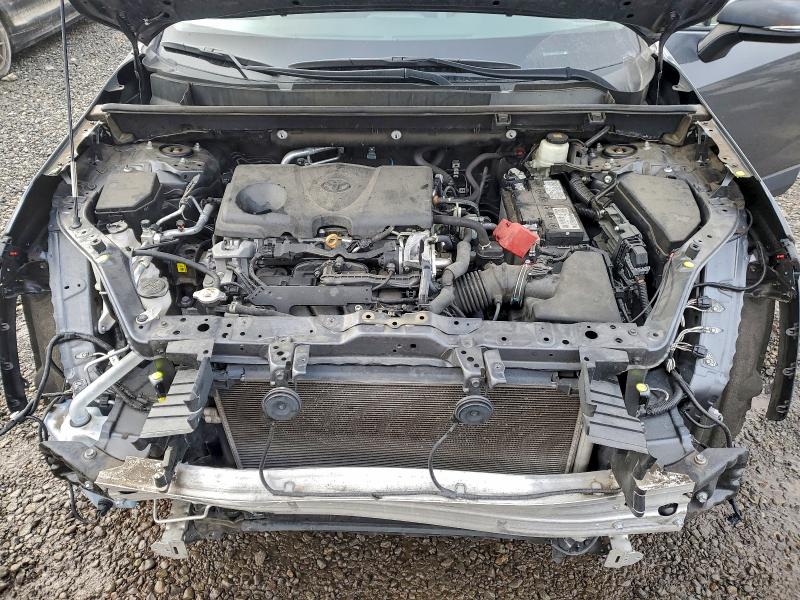 Фото 12 - TOYOTA RAV4