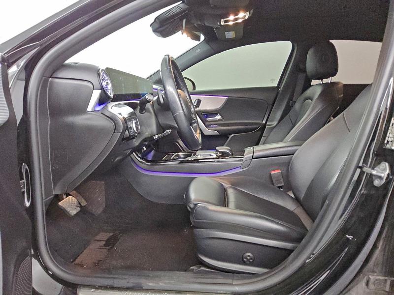 Фото 7 - MERCEDES-BENZ A-CLASS