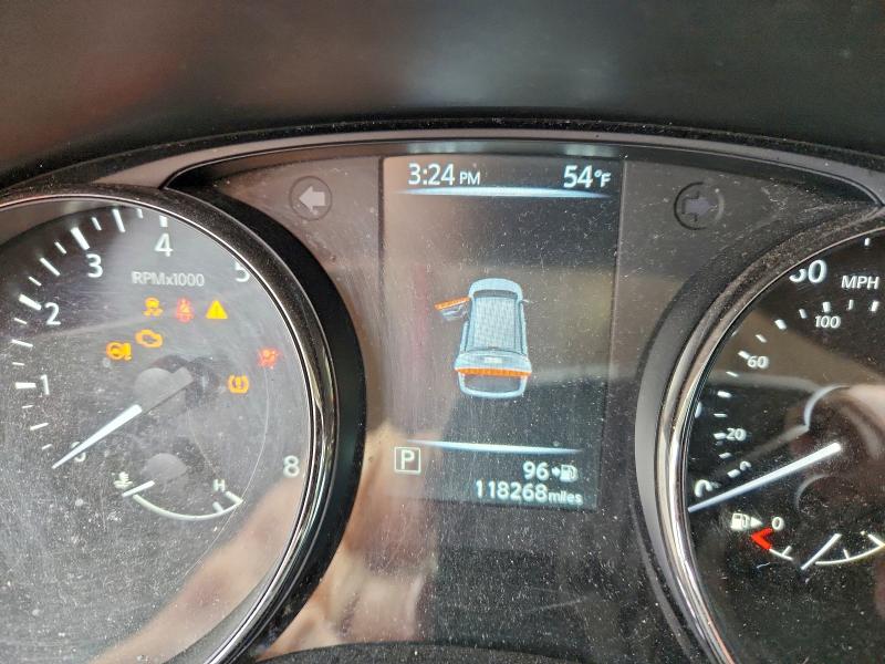 Фото 9 - NISSAN ROGUE