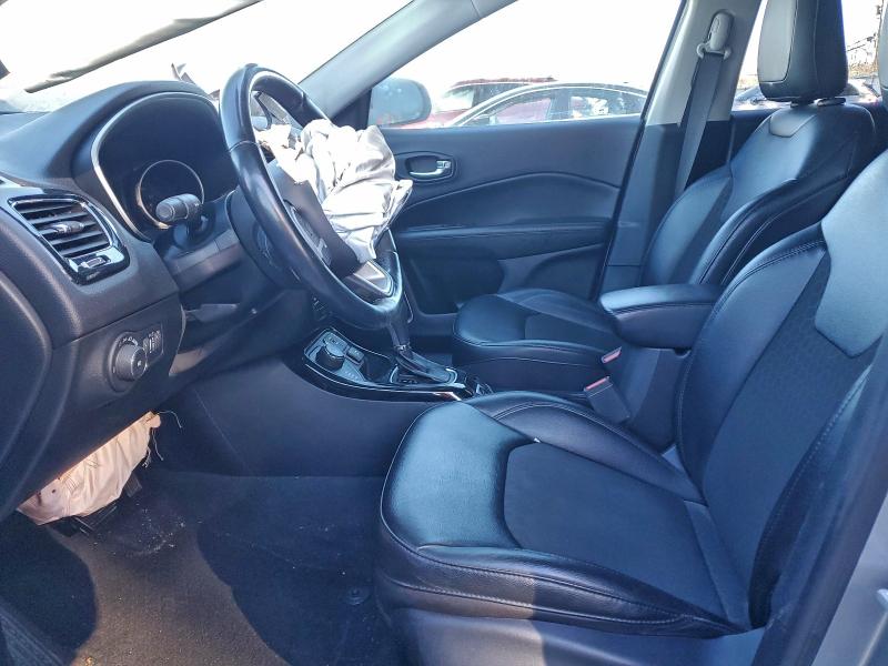 Фото 7 - JEEP COMPASS