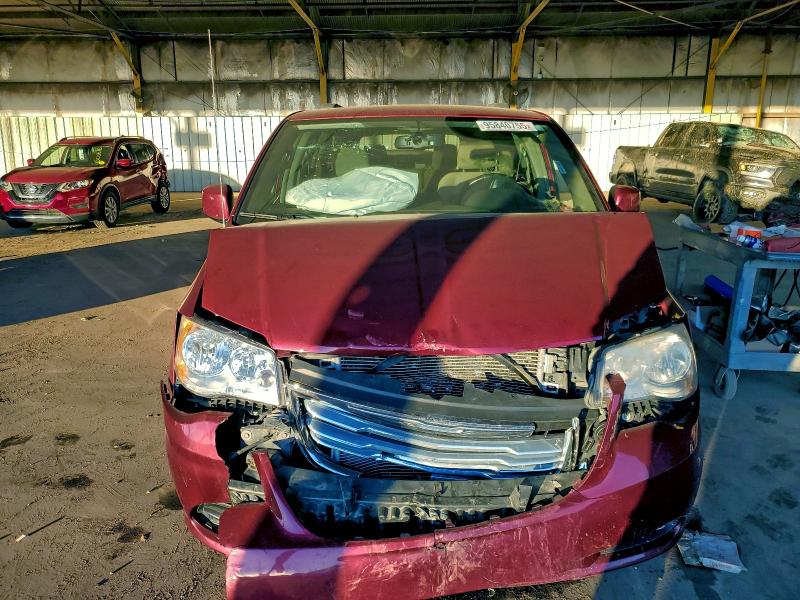 Фото 5 - CHRYSLER MINIVAN