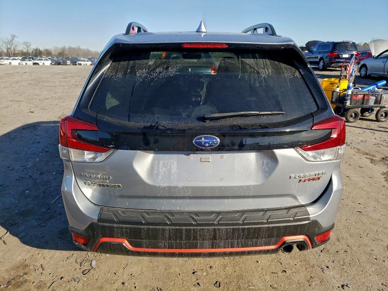 Фото 6 - SUBARU FORESTER