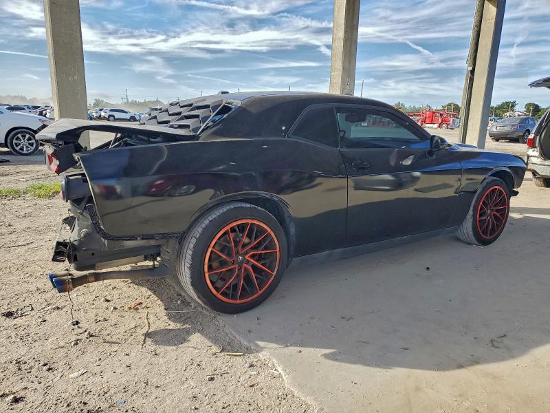 Фото 3 - DODGE CHALLENGER