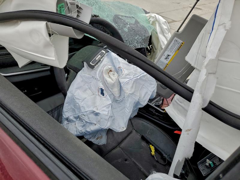 Фото 8 - JEEP GRAND CHER