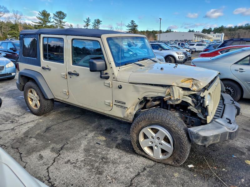 Фото 4 - JEEP WRANGLER