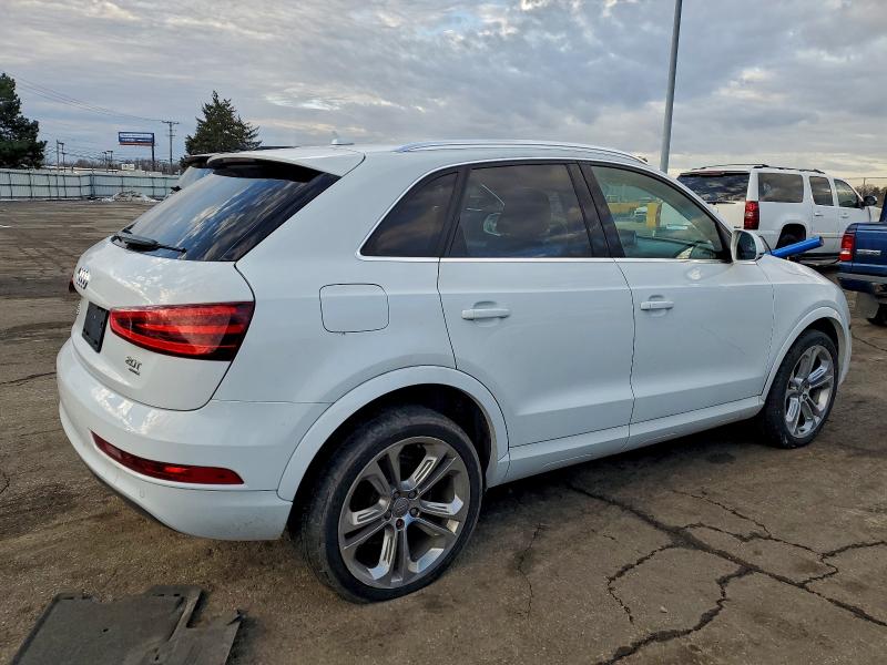 Фото 3 - AUDI Q3