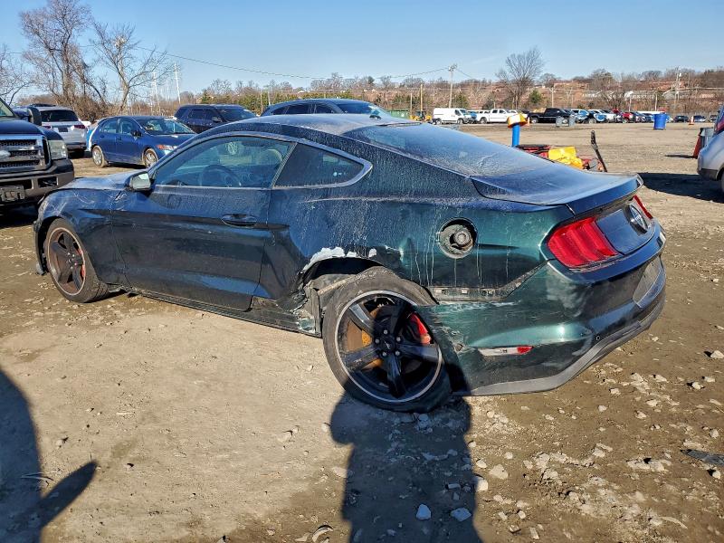 Фото 2 - FORD MUSTANG