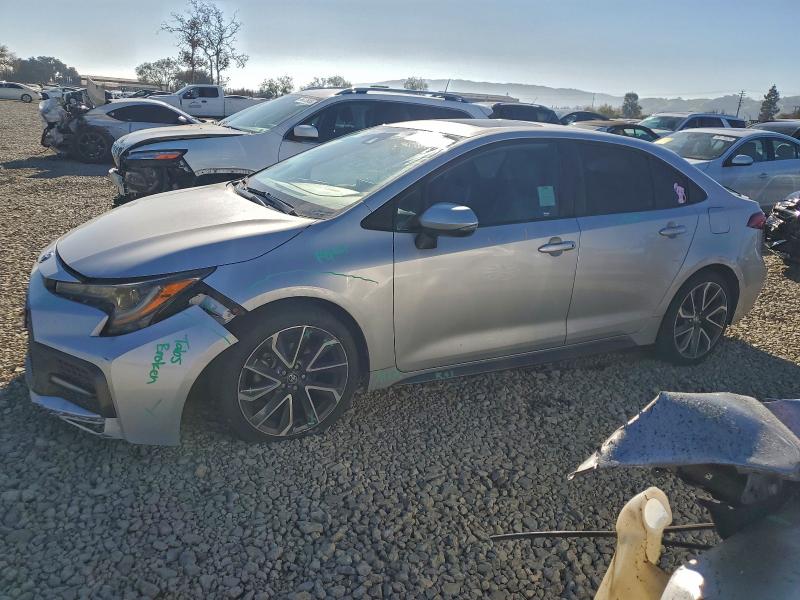 Фото 1 - TOYOTA COROLLA