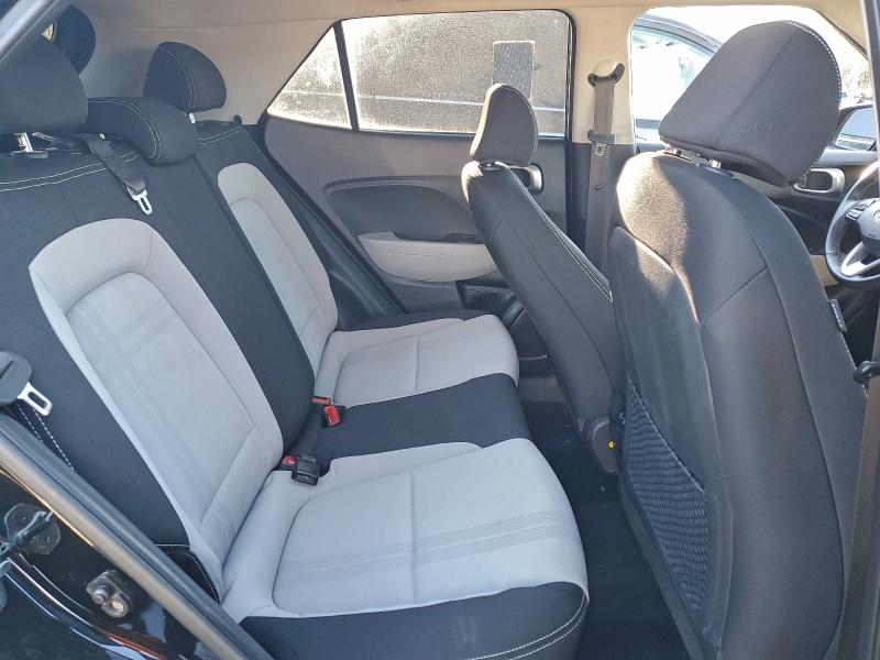 Фото 11 - HYUNDAI VENUE