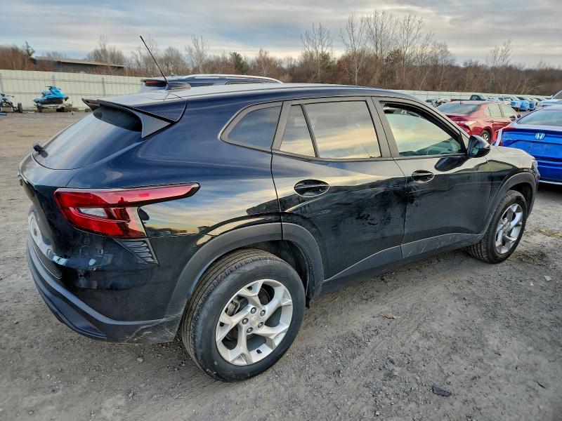 Фото 3 - CHEVROLET TRAX