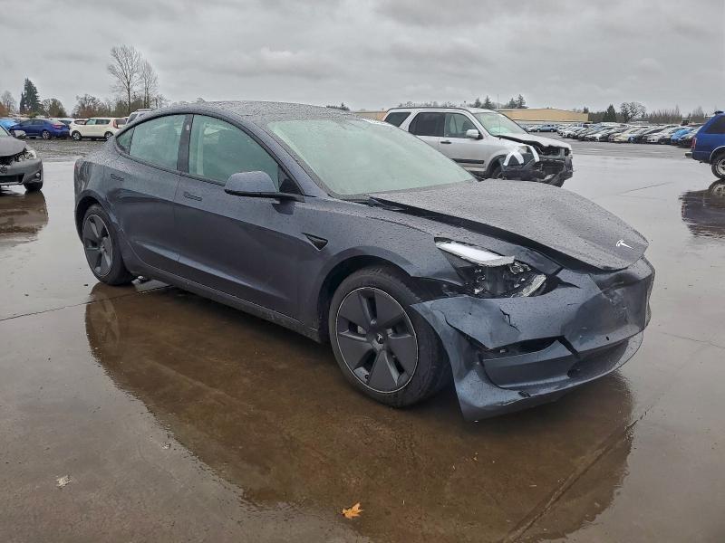 Фото 4 - TESLA MODEL 3